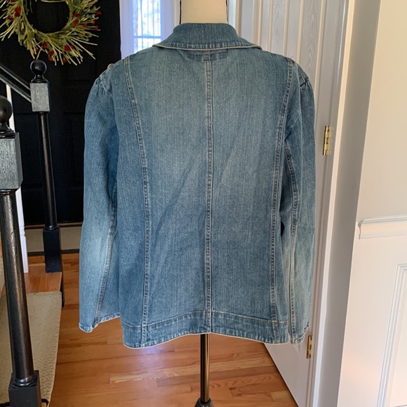💫MOE CLOTHING DENIM JACKET💫 - Picture 3 of 5